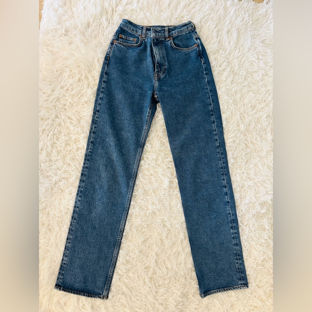 & Other Stories Favorite Cut Jeans